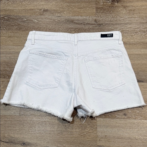 Kut from the Kloth Frayed Hem White Jean Shorts High Rise Size 6 - Picture 5 of 7